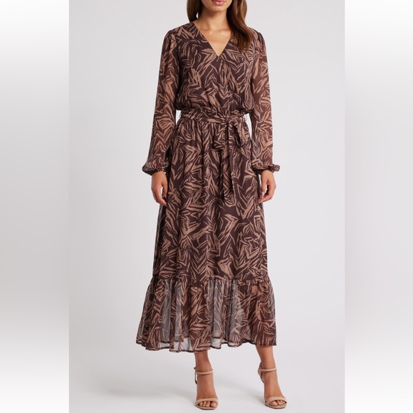 Chelsea28 Dresses & Skirts - Chelsea28 Brown Long Sleeve Faux Wrap Dress